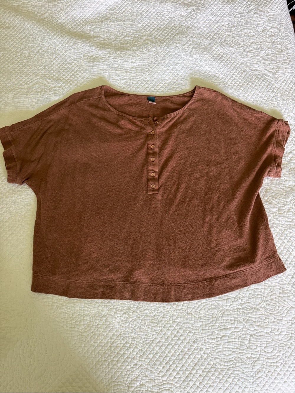 Women’s Short Sleeve Henley Top in Rust